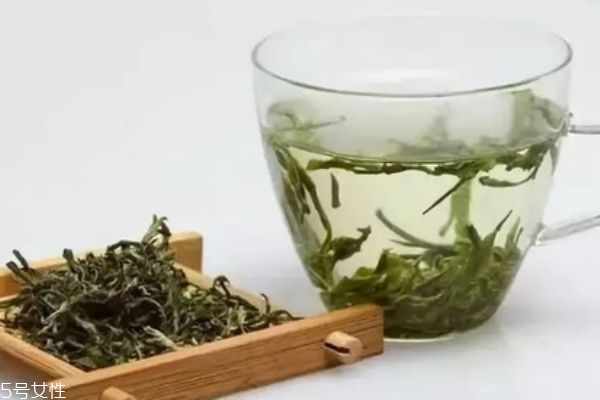 茶葉洗臉有什么好處 有這4大好處 茶葉洗臉有什么好處 有這4大好處