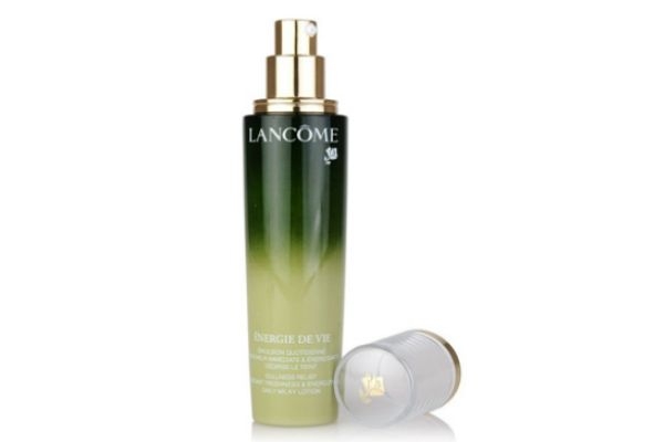 先涂水還是乳 先抹精華還是乳液 先涂水還是乳 先抹精華還是乳液