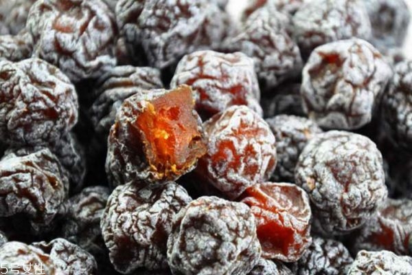 孕婦可以吃話梅嗎 孕婦適量吃話梅的好處 孕婦可以吃話梅嗎 孕婦適量吃話梅的好處