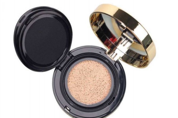 防曬和氣墊哪個(gè)先用 先用防曬還是氣墊 防曬和氣墊哪個(gè)先用 先用防曬還是氣墊