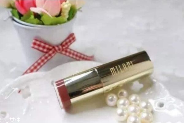 高中生用哪種口紅好 一百元內(nèi)有哪些好看的口紅 高中生用哪種口紅好 一百元內(nèi)有哪些好看的口紅