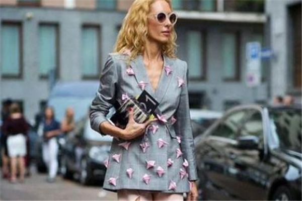 早晚溫差大怎么穿衣服 溫差大穿衣技巧 早晚溫差大怎么穿衣服 溫差大穿衣技巧