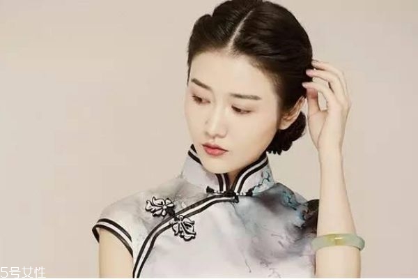 旗袍妝眼影畫法 旗袍妝容教程 旗袍妝眼影畫法 旗袍妝容教程