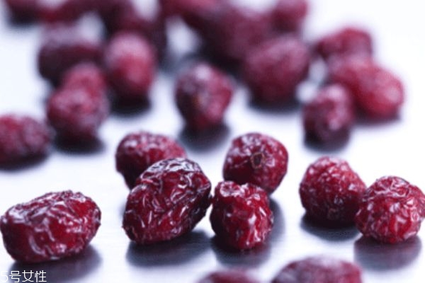 蔓越莓可以治婦科病嗎 脾胃不好不能服用 蔓越莓可以治婦科病嗎 脾胃不好不能服用