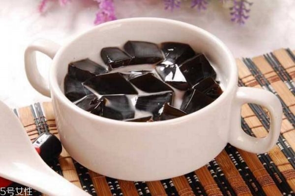 龜苓膏的價格多少錢 龜苓膏多少錢一盒 龜苓膏的價格多少錢 龜苓膏多少錢一盒