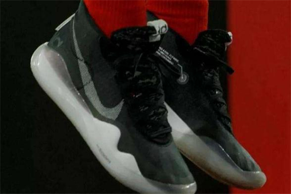 耐克kd12容易崴腳嗎 防側(cè)翻性能評測 耐克kd12容易崴腳嗎 防側(cè)翻性能評測