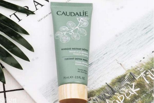 去除黃的護(hù)膚品 去除暗黃提亮膚色效果最好的護(hù)膚品 去除黃的護(hù)膚品 去除暗黃提亮膚色效果最好的護(hù)膚品