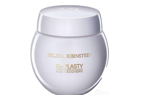 長脂肪粒還能用眼霜嗎 哪款眼霜去脂肪粒 長脂肪粒還能用眼霜嗎 哪款眼霜去脂肪粒