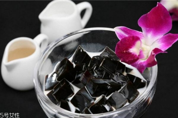 吃燒仙草會長胖嗎 燒仙草對人有什么功效 吃燒仙草會長胖嗎 燒仙草對人有什么功效