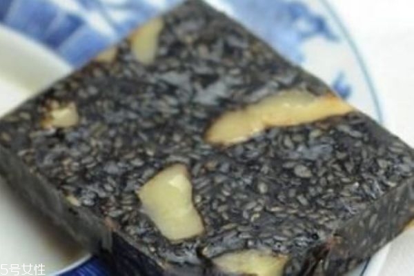 阿膠糕過期了還能吃嗎 阿膠糕吃了有什么好處 阿膠糕過期了還能吃嗎 阿膠糕吃了有什么好處