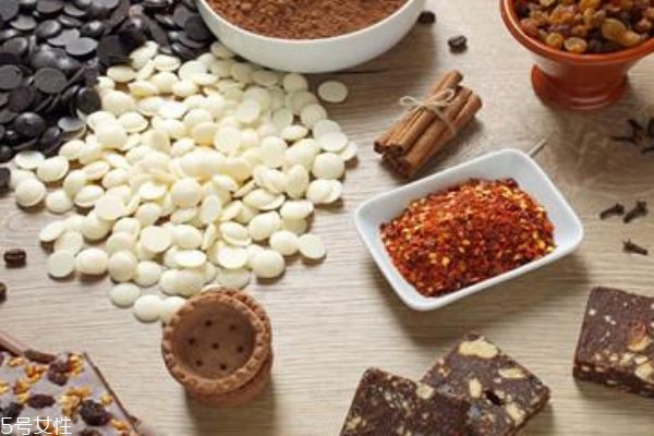 阿膠糕是發(fā)物嗎 阿膠糕什么時候吃好 阿膠糕是發(fā)物嗎 阿膠糕什么時候吃好