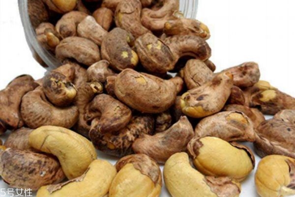 腰果不能和什么一起吃 糖尿病人能吃腰果嗎 腰果不能和什么一起吃 糖尿病人能吃腰果嗎