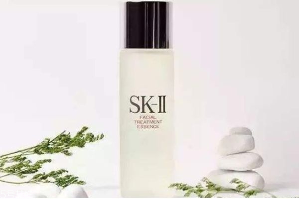 用了精華液還要用霜嗎 水乳霜眼霜精華液的使用順序 用了精華液還要用霜嗎 水乳霜眼霜精華液的使用順序