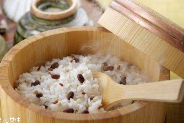 米飯加什么越吃越瘦 米飯加點料讓你越吃越瘦 米飯加什么越吃越瘦 米飯加點料讓你越吃越瘦