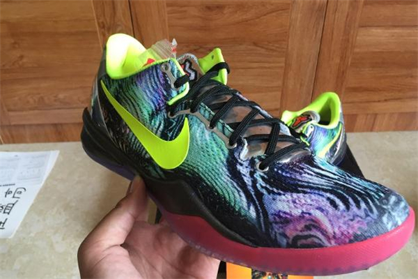 耐克zk8偏碼嗎 科比8代鞋碼準(zhǔn)嗎 耐克zk8偏碼嗎 科比8代鞋碼準(zhǔn)嗎