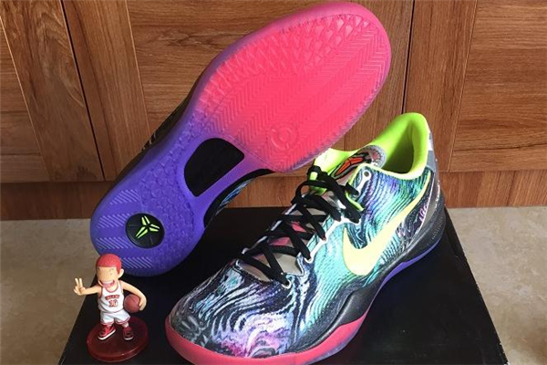 耐克zk8偏碼嗎 科比8代鞋碼準(zhǔn)嗎 耐克zk8偏碼嗎 科比8代鞋碼準(zhǔn)嗎