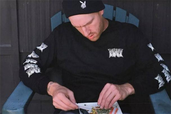 fuct是什么牌子衣服 元老級(jí)潮牌 fuct是什么牌子衣服 元老級(jí)潮牌