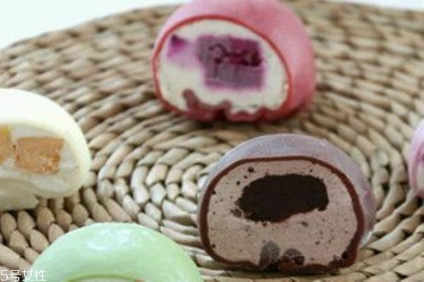 雪媚娘和大福一樣嗎 是同一種東西 雪媚娘和大福一樣嗎 是同一種東西