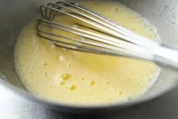 網(wǎng)紅舒芙蕾的做法 手把手教你如何制作 網(wǎng)紅舒芙蕾的做法 手把手教你如何制作