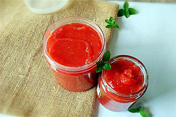 山楂醬發(fā)霉了還能吃嗎 盡快扔掉 山楂醬發(fā)霉了還能吃嗎 盡快扔掉