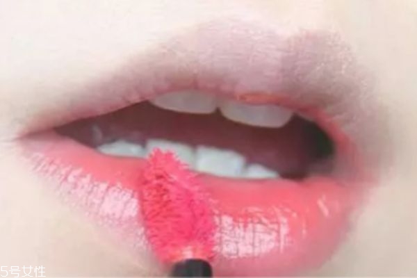 阿瑪尼唇釉怎么涂均勻 阿瑪尼唇釉正確涂抹 阿瑪尼唇釉怎么涂均勻 阿瑪尼唇釉正確涂抹