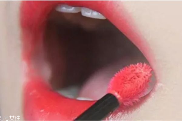 阿瑪尼唇釉怎么涂均勻 阿瑪尼唇釉正確涂抹 阿瑪尼唇釉怎么涂均勻 阿瑪尼唇釉正確涂抹