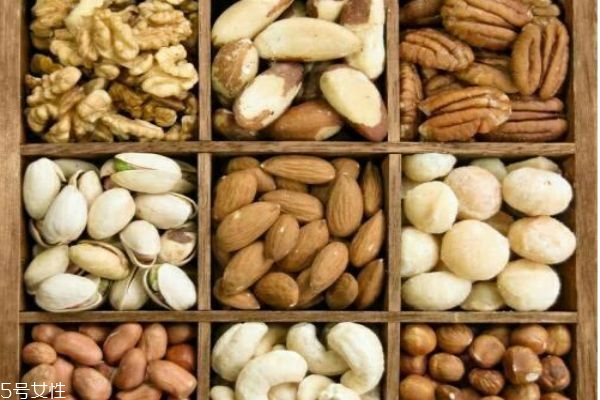 孕婦不能吃什么堅(jiān)果 什么堅(jiān)果適合孕婦吃 孕婦不能吃什么堅(jiān)果 什么堅(jiān)果適合孕婦吃