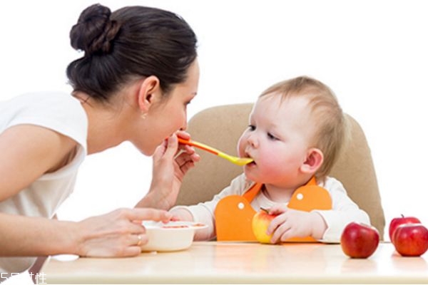 孩子吃飯不好好吃怎么辦 小孩不吃飯怎么調(diào)理 孩子吃飯不好好吃怎么辦 小孩不吃飯怎么調(diào)理