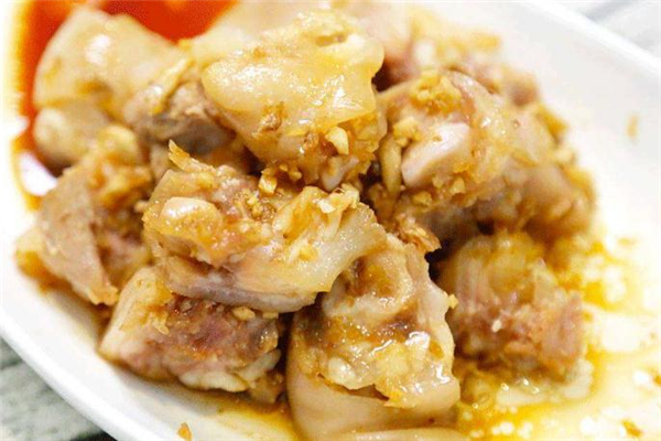 沙姜豬手的做法 豬蹄的另類做法 沙姜豬手的做法 豬蹄的另類做法