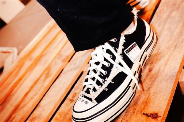 xvessel鞋子多少錢(qián) xvessel帆布鞋正品價(jià)格 xvessel鞋子多少錢(qián) xvessel帆布鞋正品價(jià)格