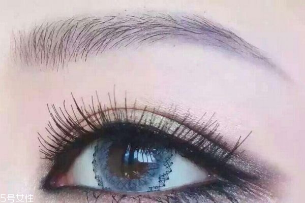 藍色美瞳配什么眼影 藍色美瞳適合什么眼妝 藍色美瞳配什么眼影 藍色美瞳適合什么眼妝