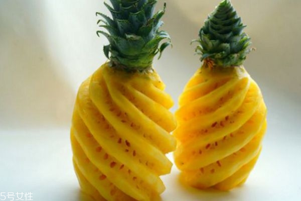 菠蘿吃多了會怎樣 吃菠蘿要注意什么 菠蘿吃多了會怎樣 吃菠蘿要注意什么