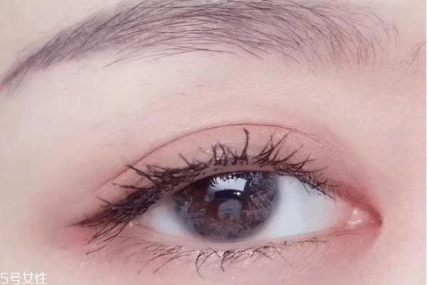 隱形眼鏡的危害 關于隱形眼鏡那些事兒 隱形眼鏡的危害 關于隱形眼鏡那些事兒