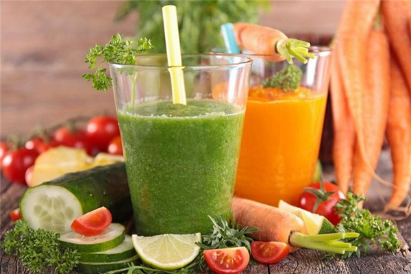 喝芹菜汁會變黑嗎 做好防曬措施 喝芹菜汁會變黑嗎 做好防曬措施