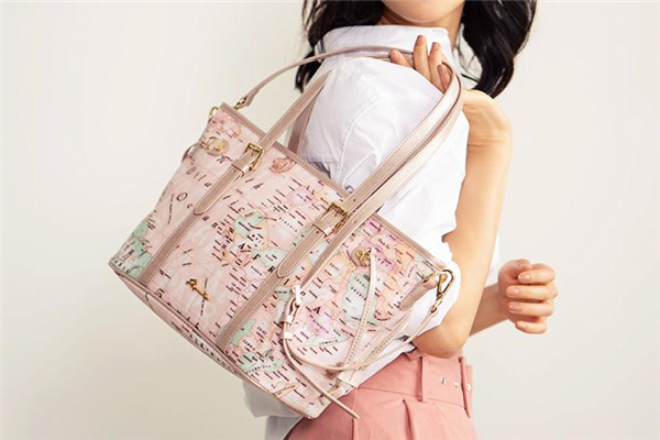 paprika地圖包多少錢 性價比超高 paprika地圖包多少錢 性價比超高