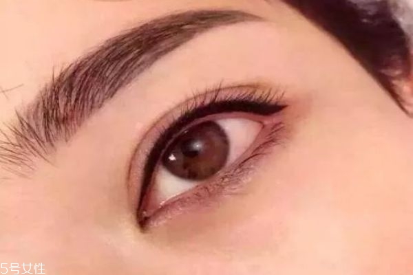 美瞳線(xiàn)適合哪些人 什么人不適合做美瞳線(xiàn)