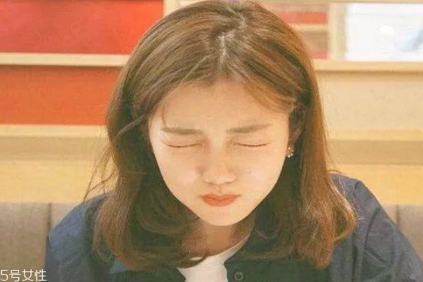 栗棕色適合什么年齡染 栗棕色染發(fā)效果圖 栗棕色適合什么年齡染 栗棕色染發(fā)效果圖