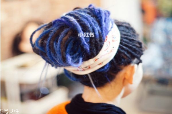 雷鬼辮和臟辮的區(qū)別 不是所有都辮子都叫臟辮