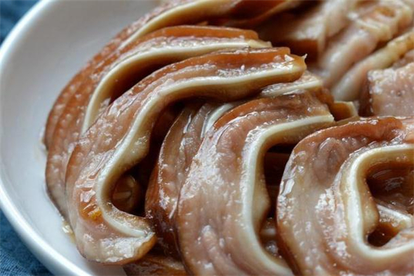 豬耳朵怎么切 豬耳朵的正確切法 豬耳朵怎么切 豬耳朵的正確切法