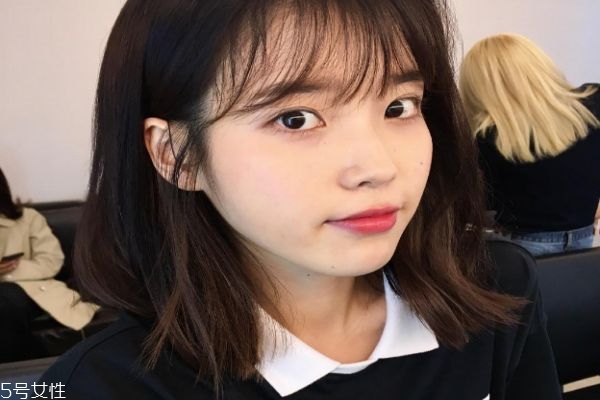 接近黑色的染發(fā)顏色 低調但是顯氣色的發(fā)色 接近黑色的染發(fā)顏色 低調但是顯氣色的發(fā)色