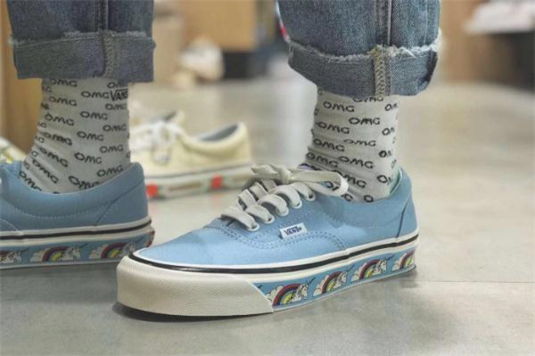 vans獨(dú)角獸真假鑒定 從這些細(xì)節(jié)對(duì)比 vans獨(dú)角獸真假鑒定 從這些細(xì)節(jié)對(duì)比