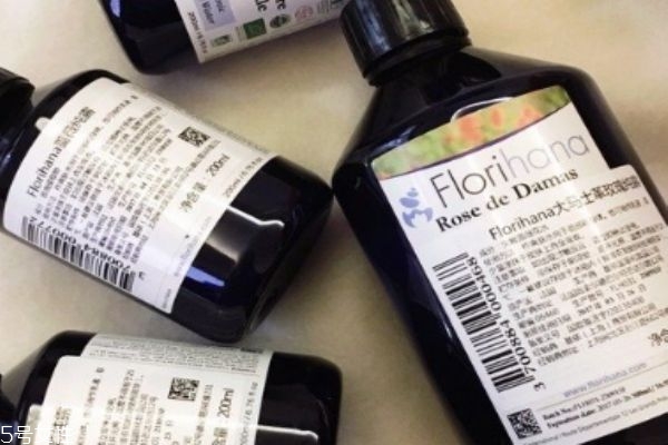 純露可以用礦泉水稀釋嗎 稀釋的比例 純露可以用礦泉水稀釋嗎 稀釋的比例