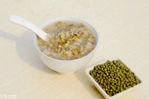 上火吃什么好 降火吃什么食物 上火吃什么好 降火吃什么食物