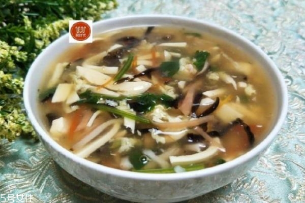 夏天喝什么湯最好 夏天燉湯食譜大全 夏天喝什么湯最好 夏天燉湯食譜大全