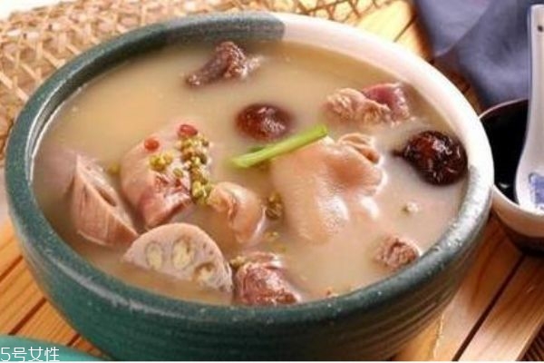 晚上喝湯好不好 喝湯注意事項(xiàng) 晚上喝湯好不好 喝湯注意事項(xiàng)