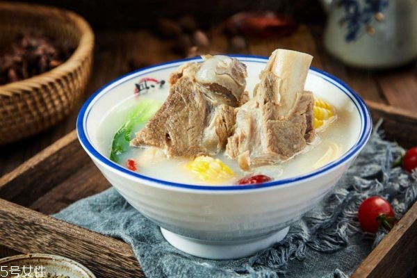 什么時(shí)候喝湯最好 喝湯的最佳時(shí)間 什么時(shí)候喝湯最好 喝湯的最佳時(shí)間