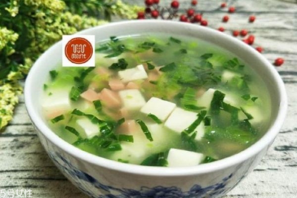 夏天喝什么湯最好 夏天燉湯食譜大全 夏天喝什么湯最好 夏天燉湯食譜大全