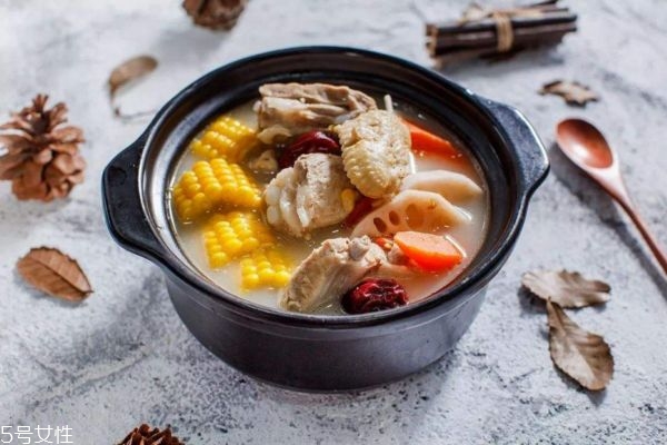 晚上喝湯好不好 喝湯注意事項(xiàng) 晚上喝湯好不好 喝湯注意事項(xiàng)