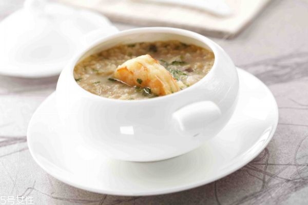 晚上喝湯好不好 喝湯注意事項(xiàng) 晚上喝湯好不好 喝湯注意事項(xiàng)