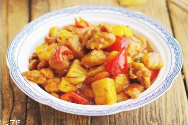 菠蘿應(yīng)該怎么吃 菠蘿家常菜的做法大全 菠蘿應(yīng)該怎么吃 菠蘿家常菜的做法大全